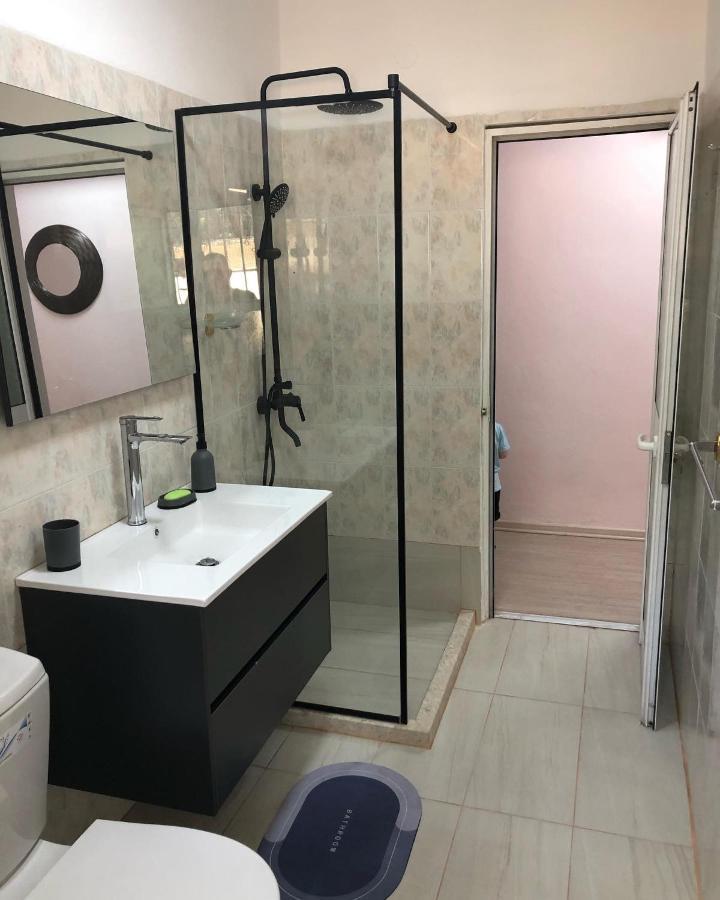 Itan'S Apartment-Lovely Guest Apartment In Center ティラナ エクステリア 写真